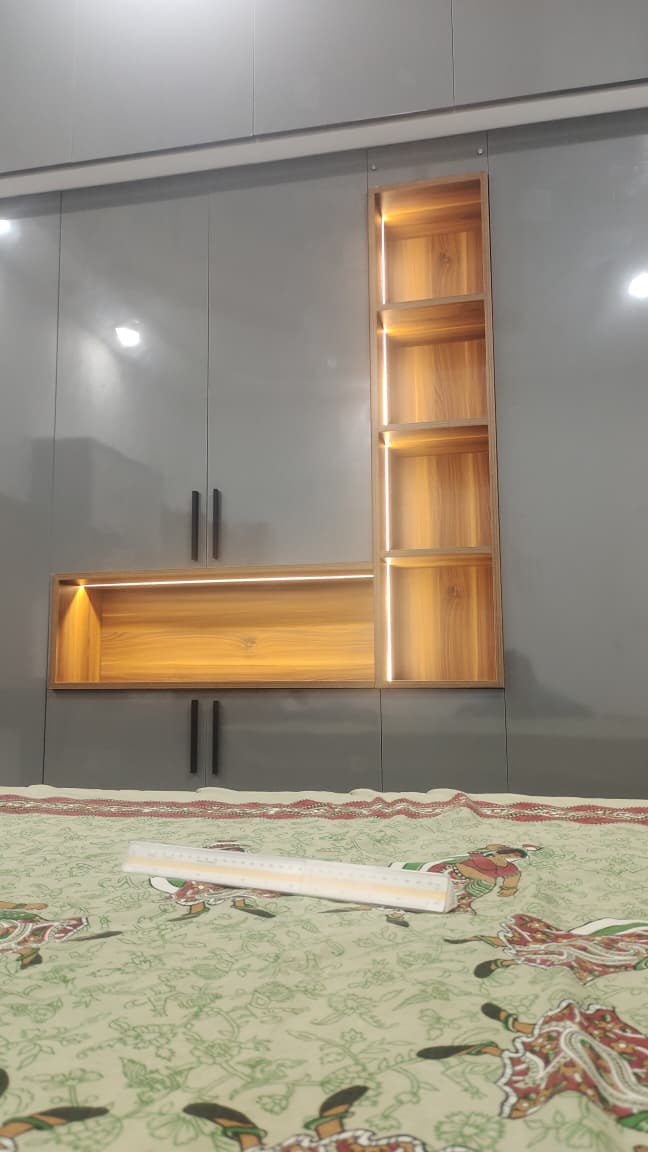 Wardrobe & Shelf Automation